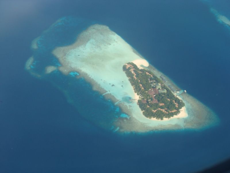 马尔代夫--艾布度岛 Embudu Village【 四星级岛屿 】