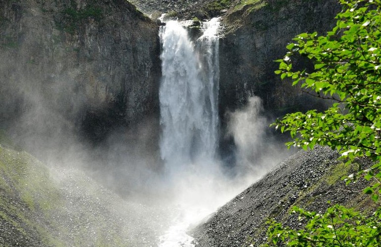 长春、魔界风景区、长白山西北双坡连游双卧5日