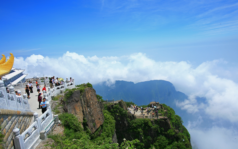 成都、乐山、峨眉2天、都江堰、青城山/熊猫基地