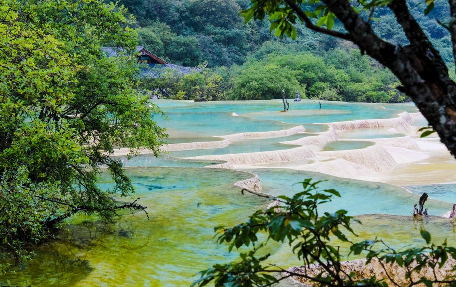成都、九寨沟、黄龙、青城山、都江堰双卧8天